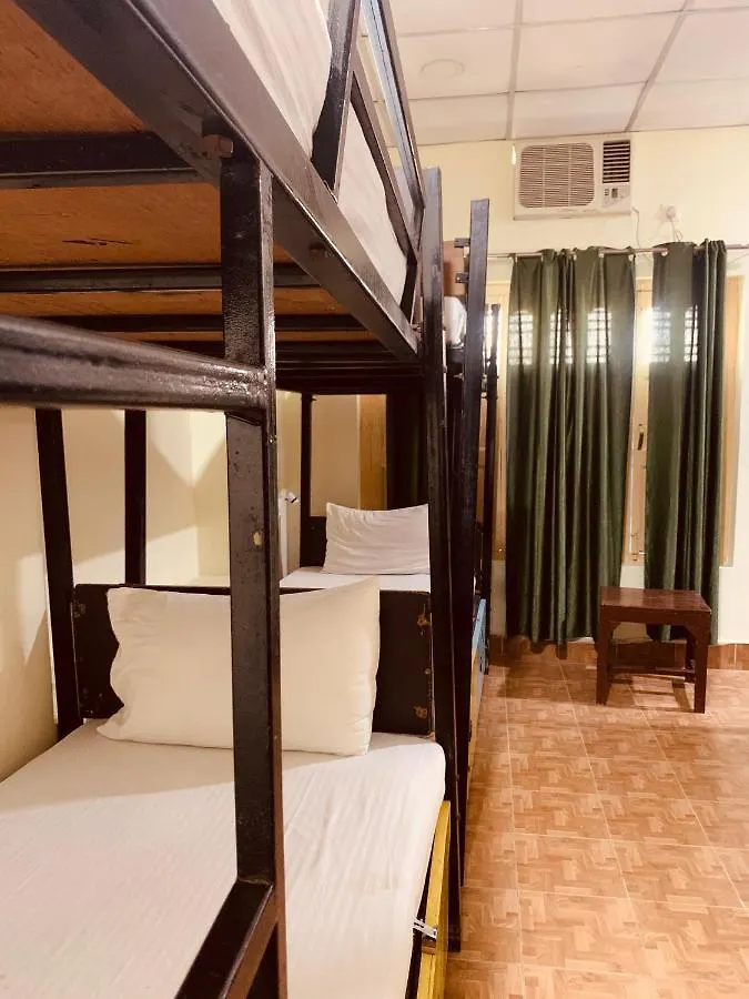 فاراناسي Vagabond Stay Hostel 0*,  الهند