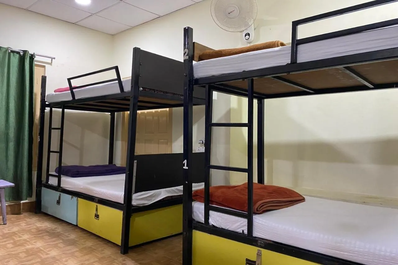 فاراناسي Vagabond Stay Hostel 0*,  الهند