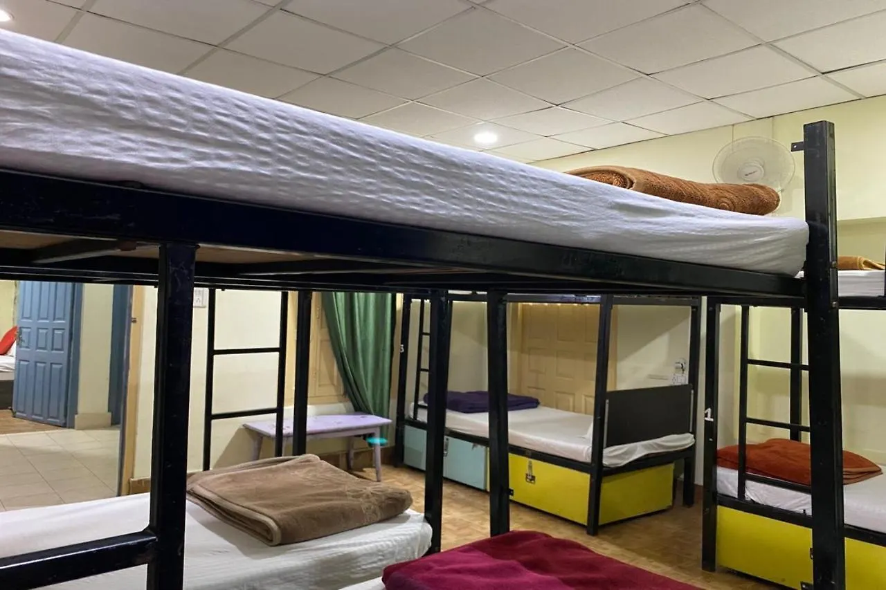 فاراناسي Vagabond Stay Hostel الهند